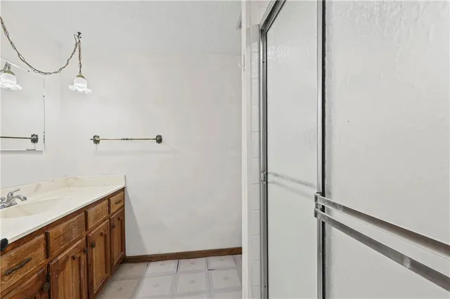 $315,000 | 805 Northeast 2nd Street, Blue Springs, MO 64014