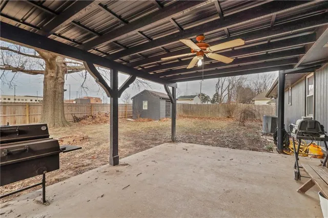 $315,000 | 805 Northeast 2nd Street, Blue Springs, MO 64014