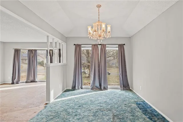 $315,000 | 805 Northeast 2nd Street, Blue Springs, MO 64014