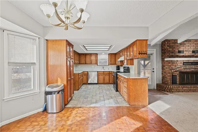 $315,000 | 805 Northeast 2nd Street, Blue Springs, MO 64014