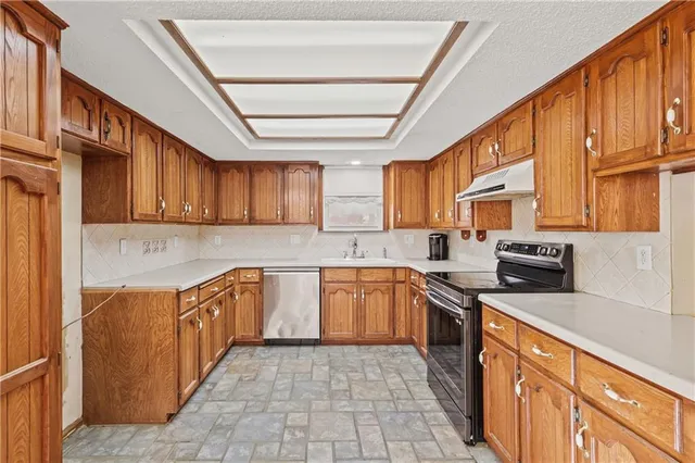 $315,000 | 805 Northeast 2nd Street, Blue Springs, MO 64014