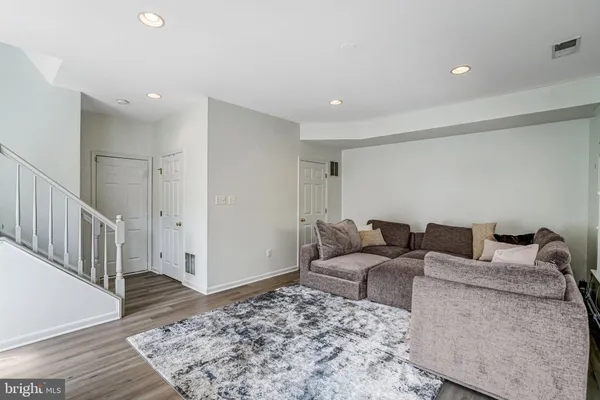 $3,450 | 8535 Wyngate Manor Court, Alexandria, VA 22309