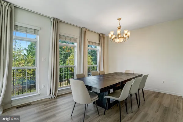 $3,450 | 8535 Wyngate Manor Court, Alexandria, VA 22309
