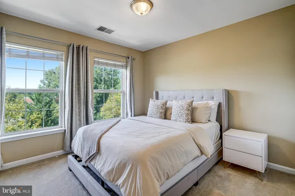 $3,450 | 8535 Wyngate Manor Court, Alexandria, VA 22309