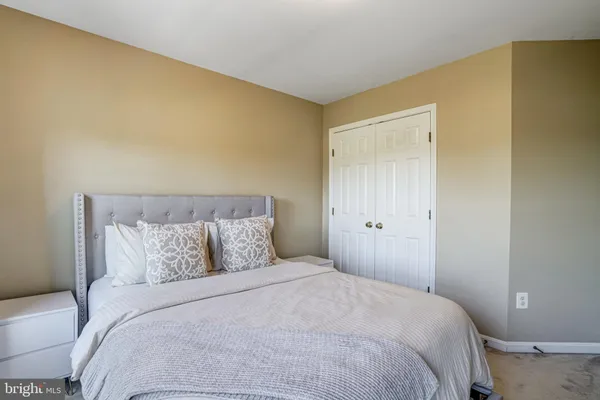$3,450 | 8535 Wyngate Manor Court, Alexandria, VA 22309