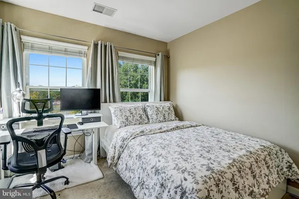 $3,450 | 8535 Wyngate Manor Court, Alexandria, VA 22309