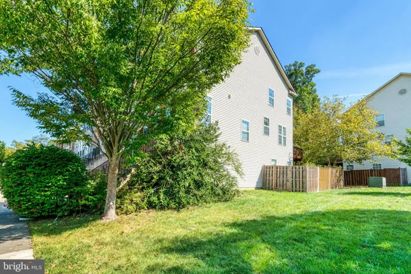 $3,450 | 8535 Wyngate Manor Court, Alexandria, VA 22309