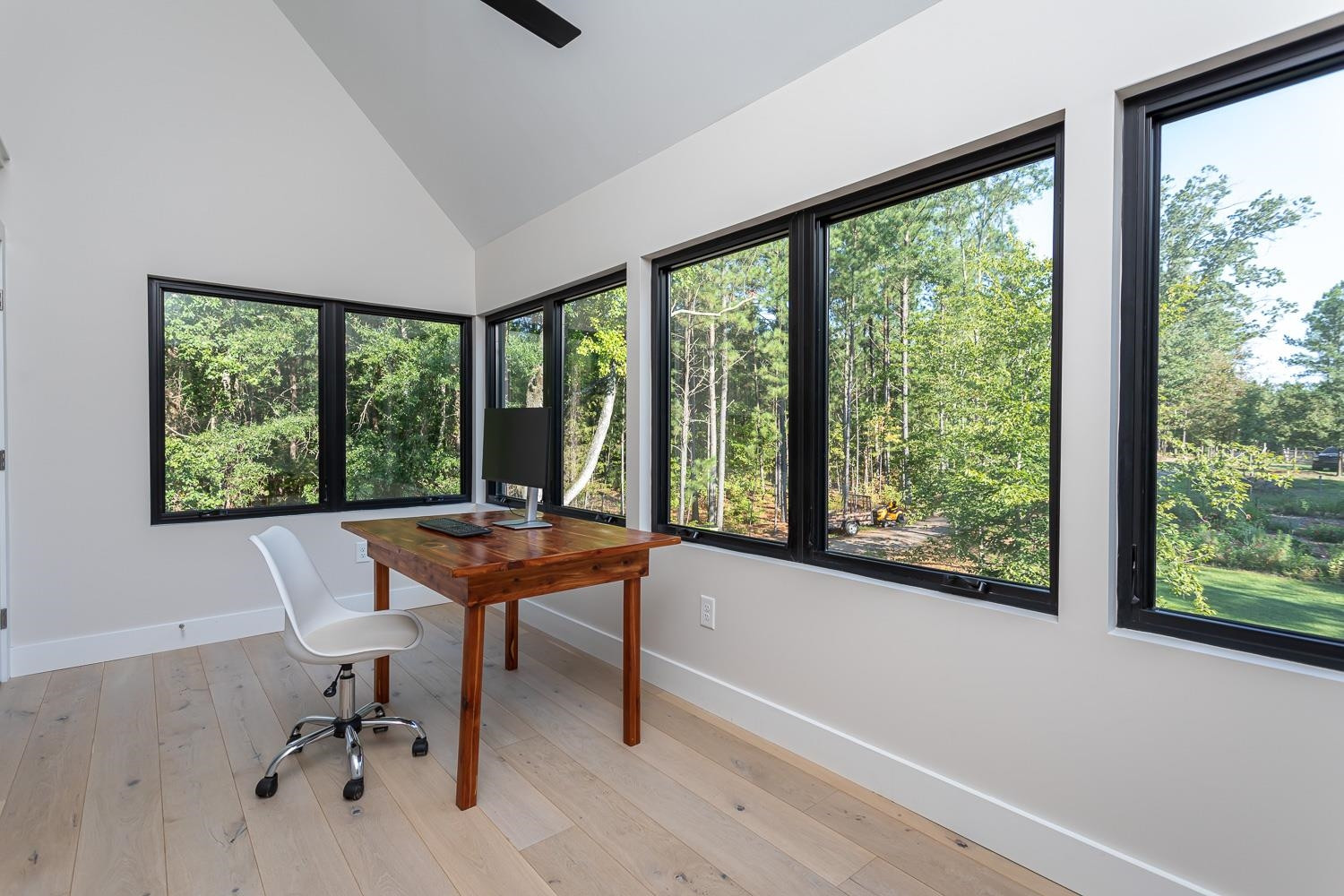 4104 Jeffries Road Durham, NC 27704 - Photo 13 of 18 Photo 13