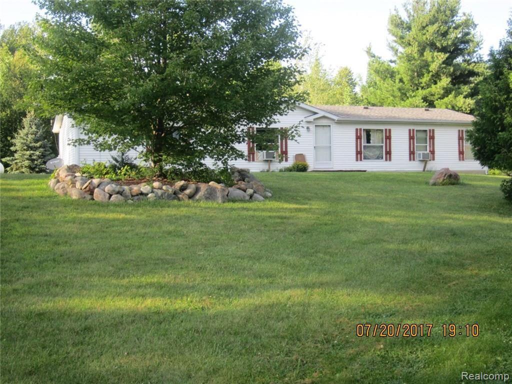94 Goodrich Road Fostoria, MI 48435 - Photo 1 of 29 94 G oodrich Front 2 IMG_9217 (17).JPG