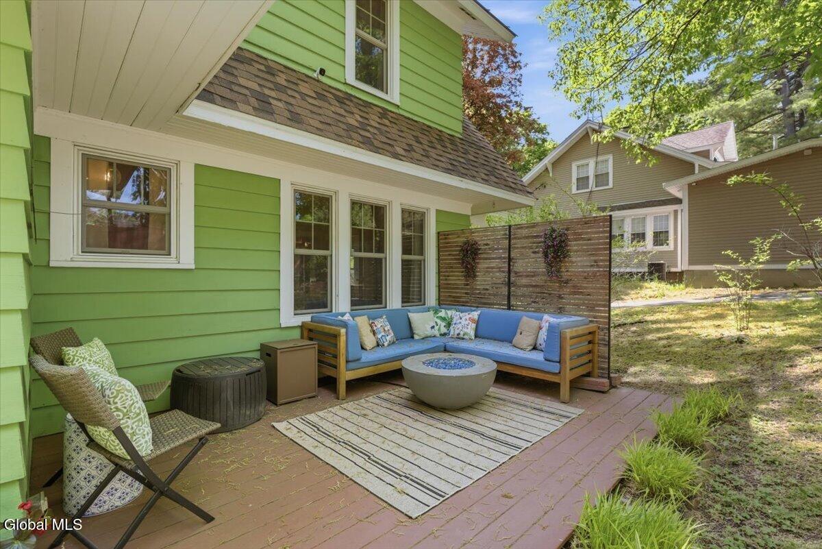 1505 Van Antwerp Road Niskayuna, NY 12309 - Photo 26 of 34 37-030_MW2_9544