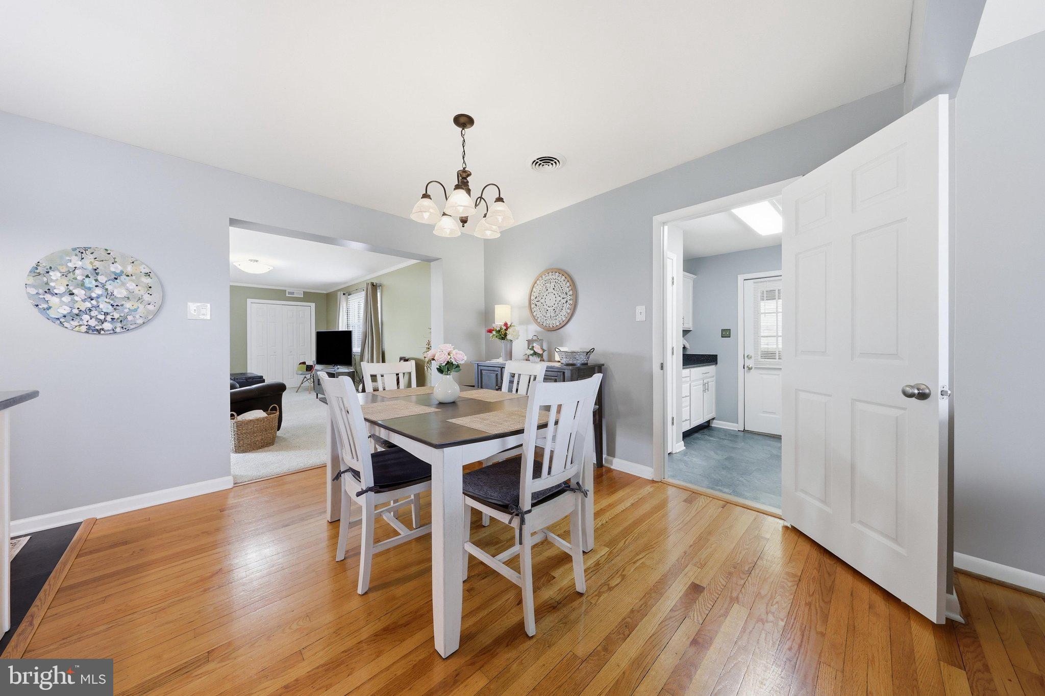 16913 Fairview Road Hagerstown, MD 21740 - Photo 14 of 57 Dining Room & Family Room