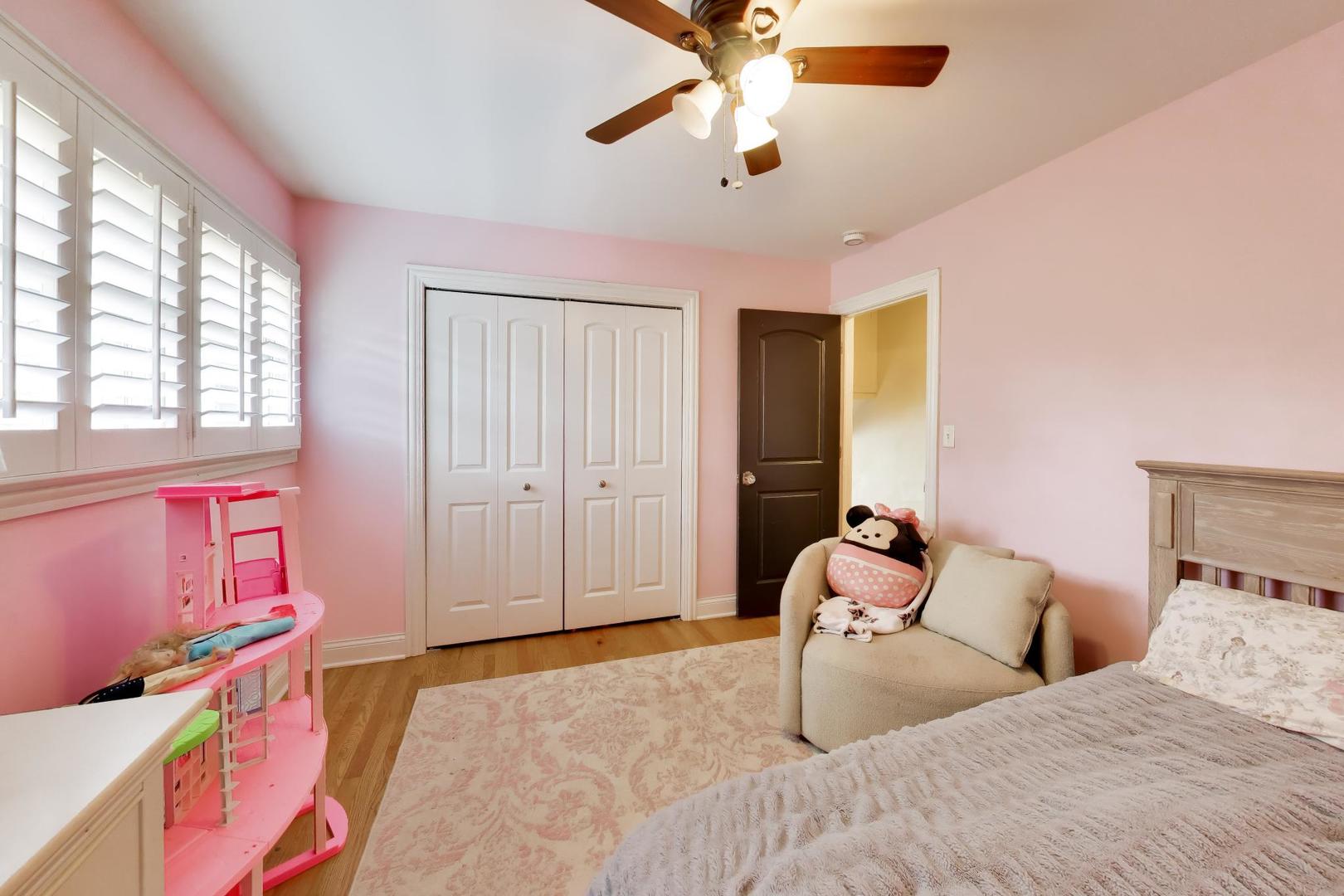 116 West Central Road Arlington Heights, IL 60005 - Photo 19 of 35 Gallery Image 19
