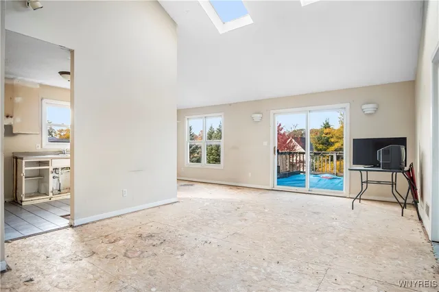 $199,888 | 208 Crabapple Lane, Cheektowaga, NY 14227