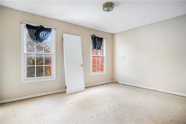 $199,888 | 208 Crabapple Lane, Cheektowaga, NY 14227