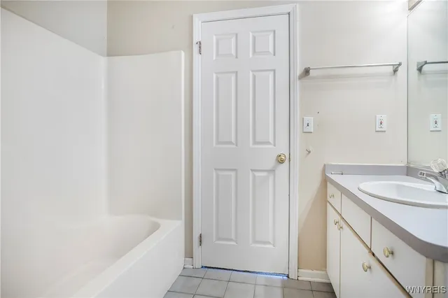 $199,888 | 208 Crabapple Lane, Cheektowaga, NY 14227