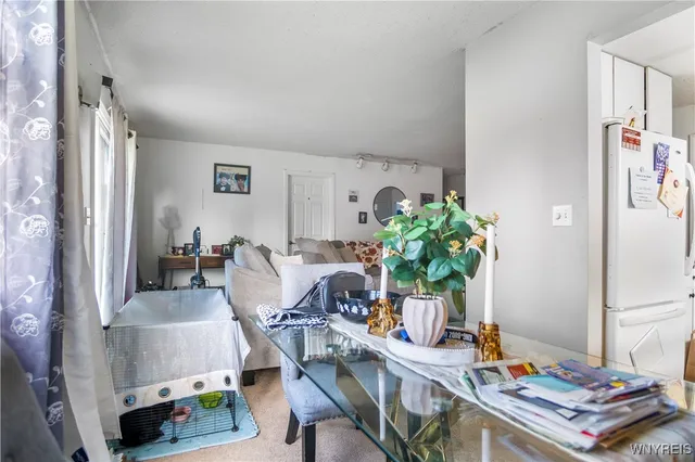 $199,888 | 208 Crabapple Lane, Cheektowaga, NY 14227