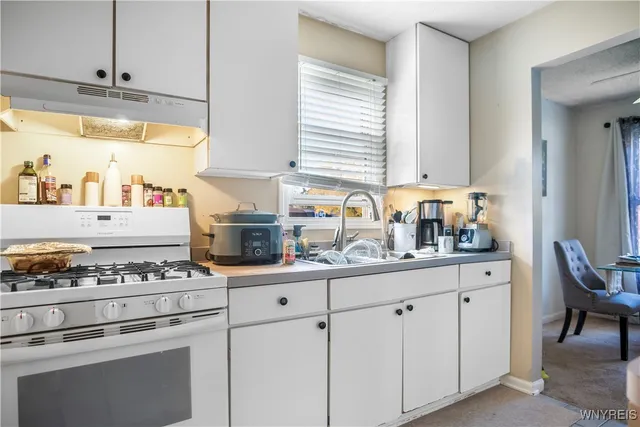 $199,888 | 208 Crabapple Lane, Cheektowaga, NY 14227