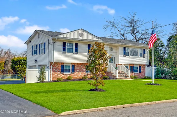 $1,150,000 | 1304 West Magnolia Avenue, Sea Girt, NJ 08750