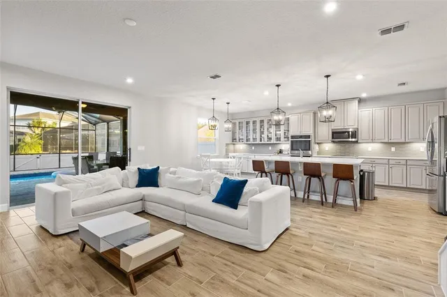 $999,000 | 6947 Cucamelon Court, Windermere, FL 34786