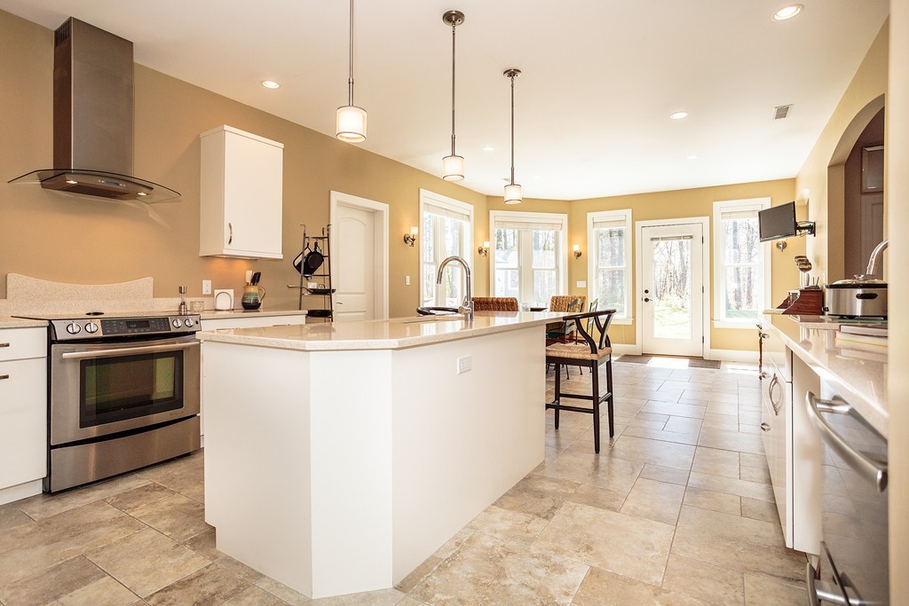 168 Catamount Road Tewksbury, MA 01876 - Photo 5 of 30 Gallery Image 5
