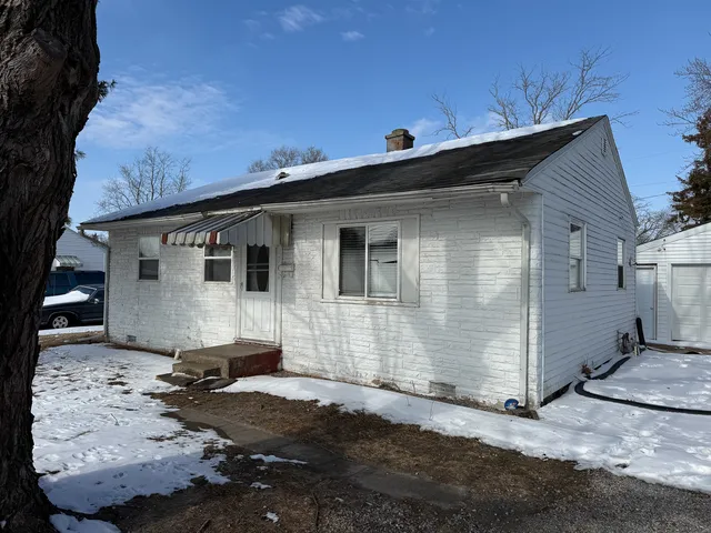 $49,900 | 702 East Oak Street, Watseka, IL 60970