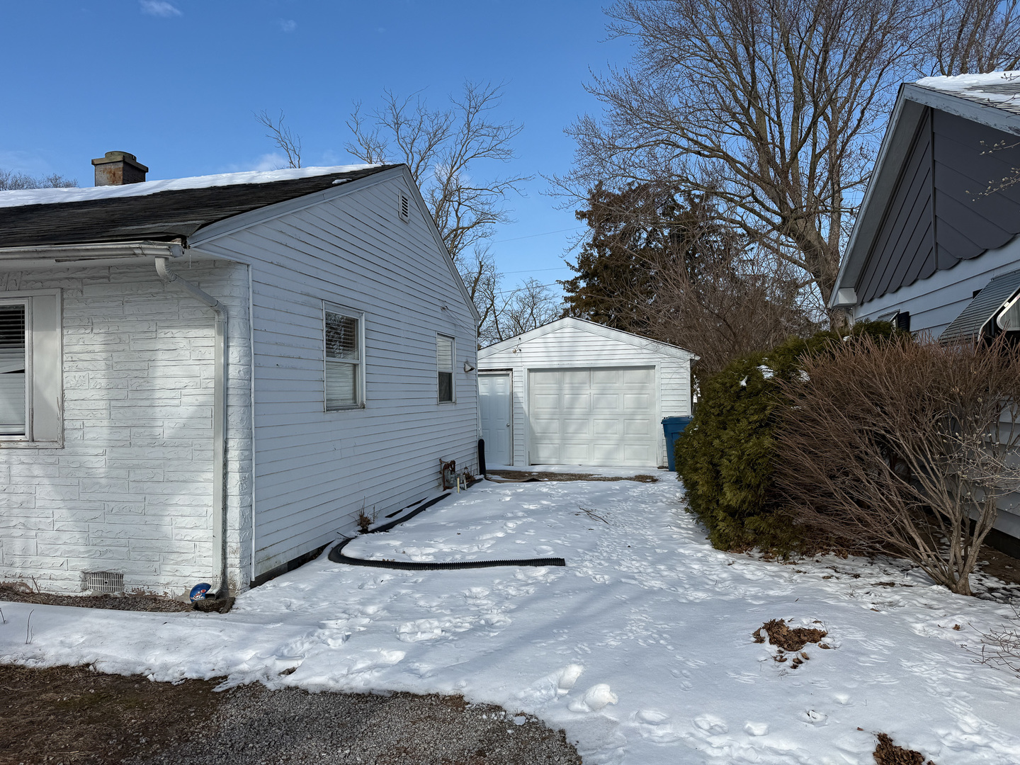 702 East Oak Street Watseka, IL 60970 - Photo 3 of 14