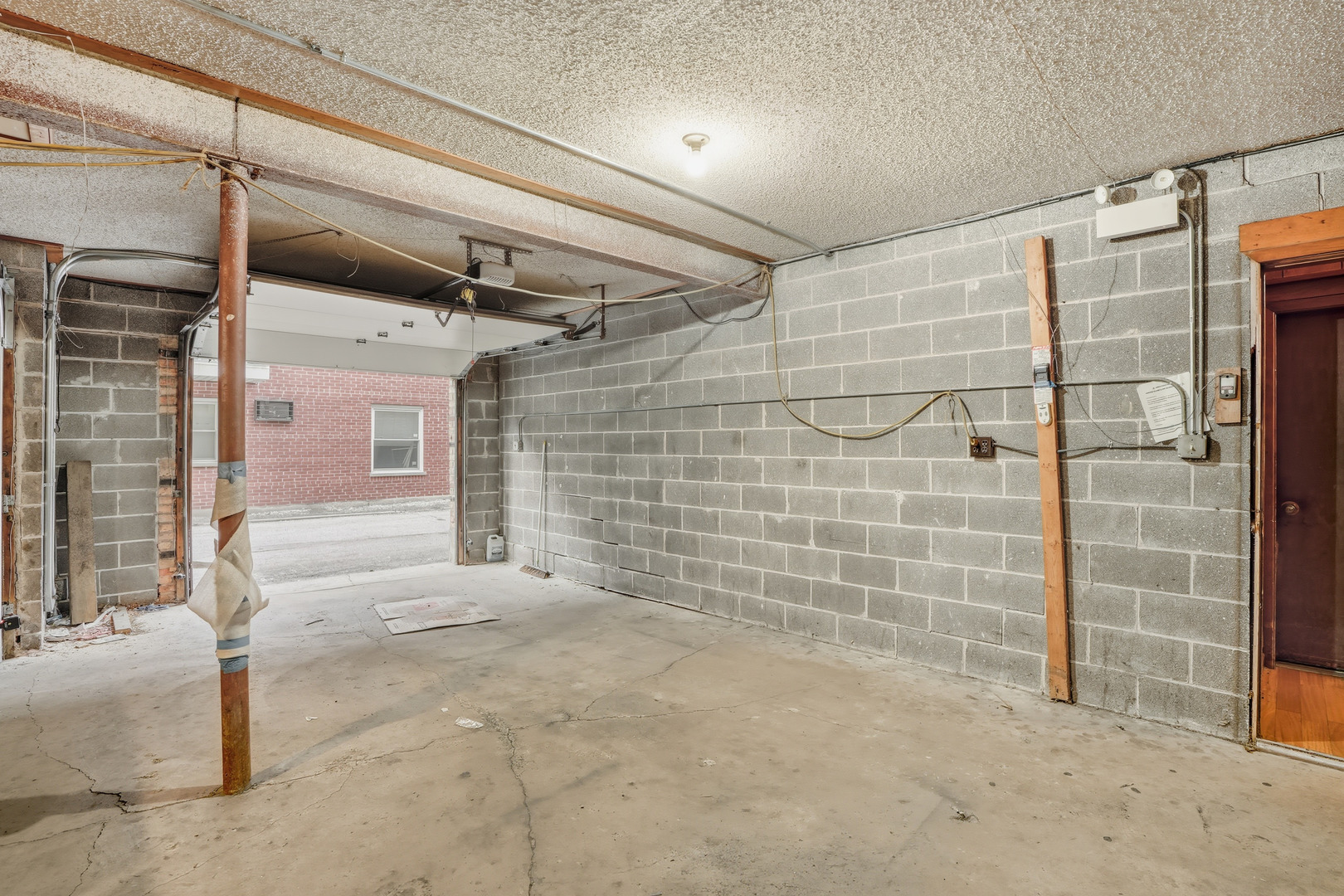 9708 Nottingham Avenue, Unit 9 Chicago Ridge, IL 60415 - Photo 19 of 26 a view of empty room