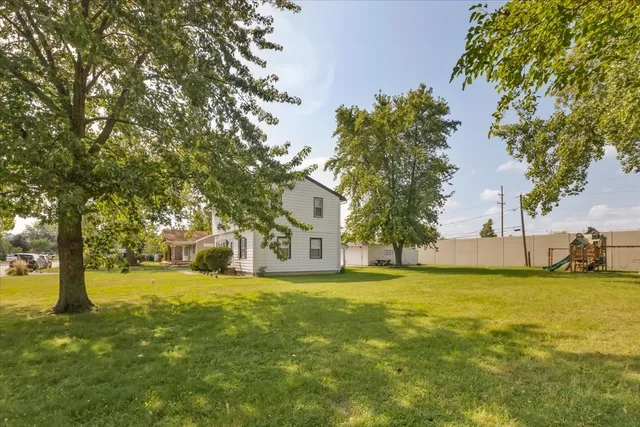 $362,999 | 7506 Ferdinand Avenue, Bridgeview, IL 60455