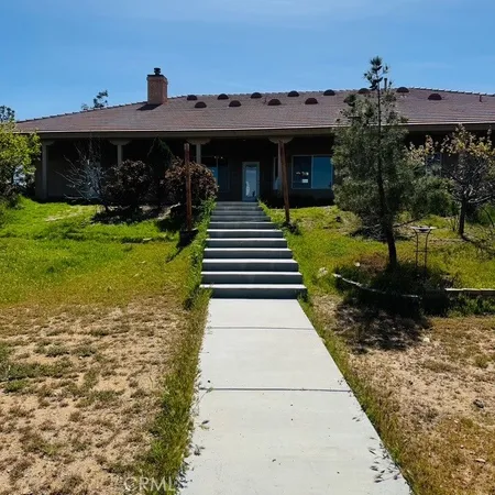$3,995 | 7438 Woodcliff Street, Phelan, CA 92371