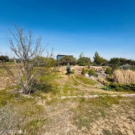 $3,995 | 7438 Woodcliff Street, Phelan, CA 92371