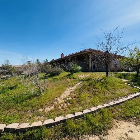 $3,995 | 7438 Woodcliff Street, Phelan, CA 92371