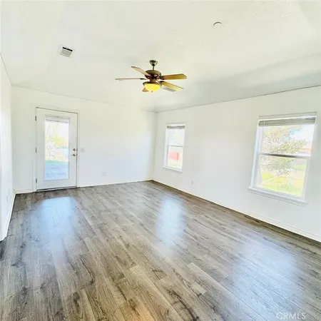 $3,995 | 7438 Woodcliff Street, Phelan, CA 92371