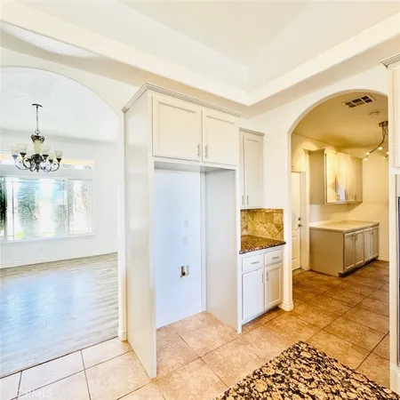 $3,995 | 7438 Woodcliff Street, Phelan, CA 92371