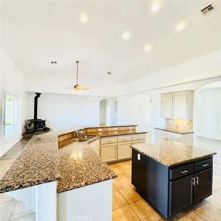 $3,995 | 7438 Woodcliff Street, Phelan, CA 92371