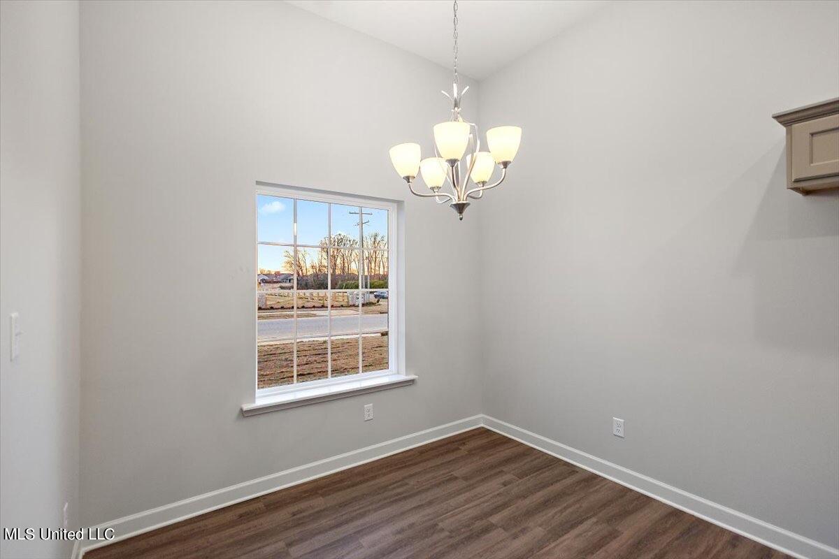 6540 John Hamilton Way East Olive Branch, MS 38654 - Photo 10 of 29 Mayhaw