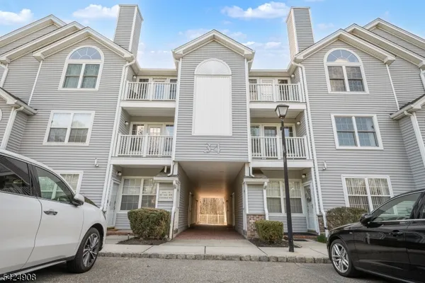 $524,900 | 99 Genoble Road, Montville, NJ 07045