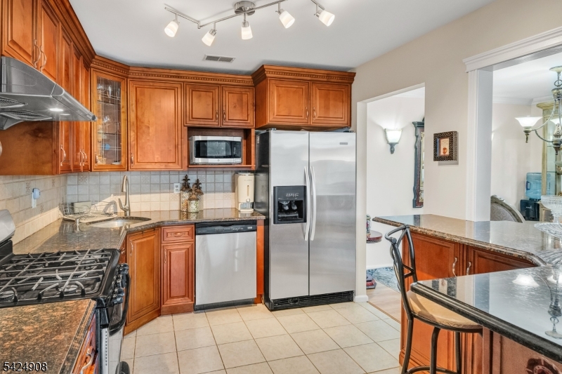 99 Genoble Road Montville, NJ 07045 - Photo 11 of 30