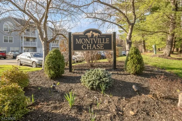 $524,900 | 99 Genoble Road, Montville, NJ 07045