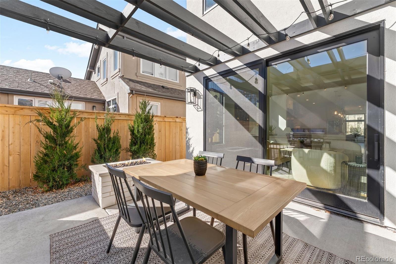 334 Jackson Street Denver, CO 80206 - Photo 8 of 41