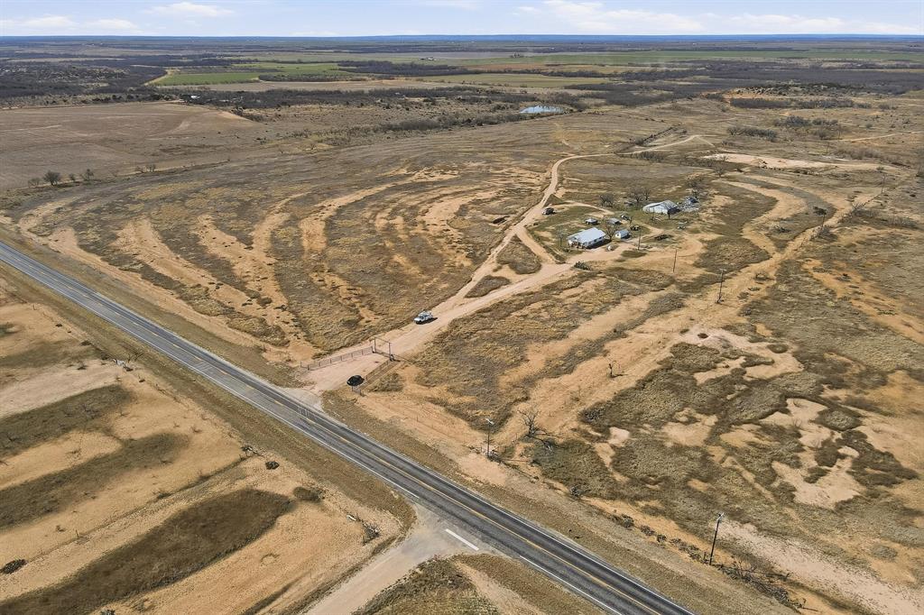 8108 Fm2111 Winters, TX 79567 - Photo 7 of 39 a view of an ocean