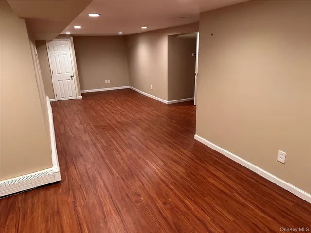 $5,499 | 91 7th Street, Hicksville, NY 11801