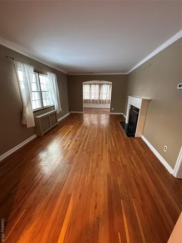 $5,499 | 91 7th Street, Hicksville, NY 11801