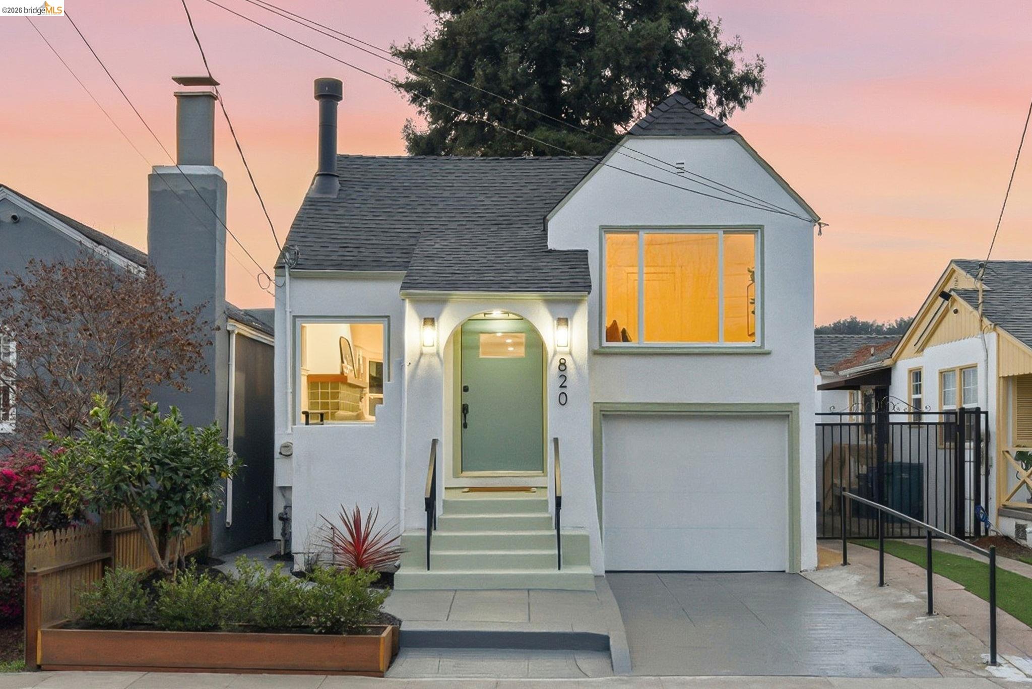 820 Key Rte Boulevard Albany, CA 94706 - Photo 2 of 48 a front view of a house with a garage