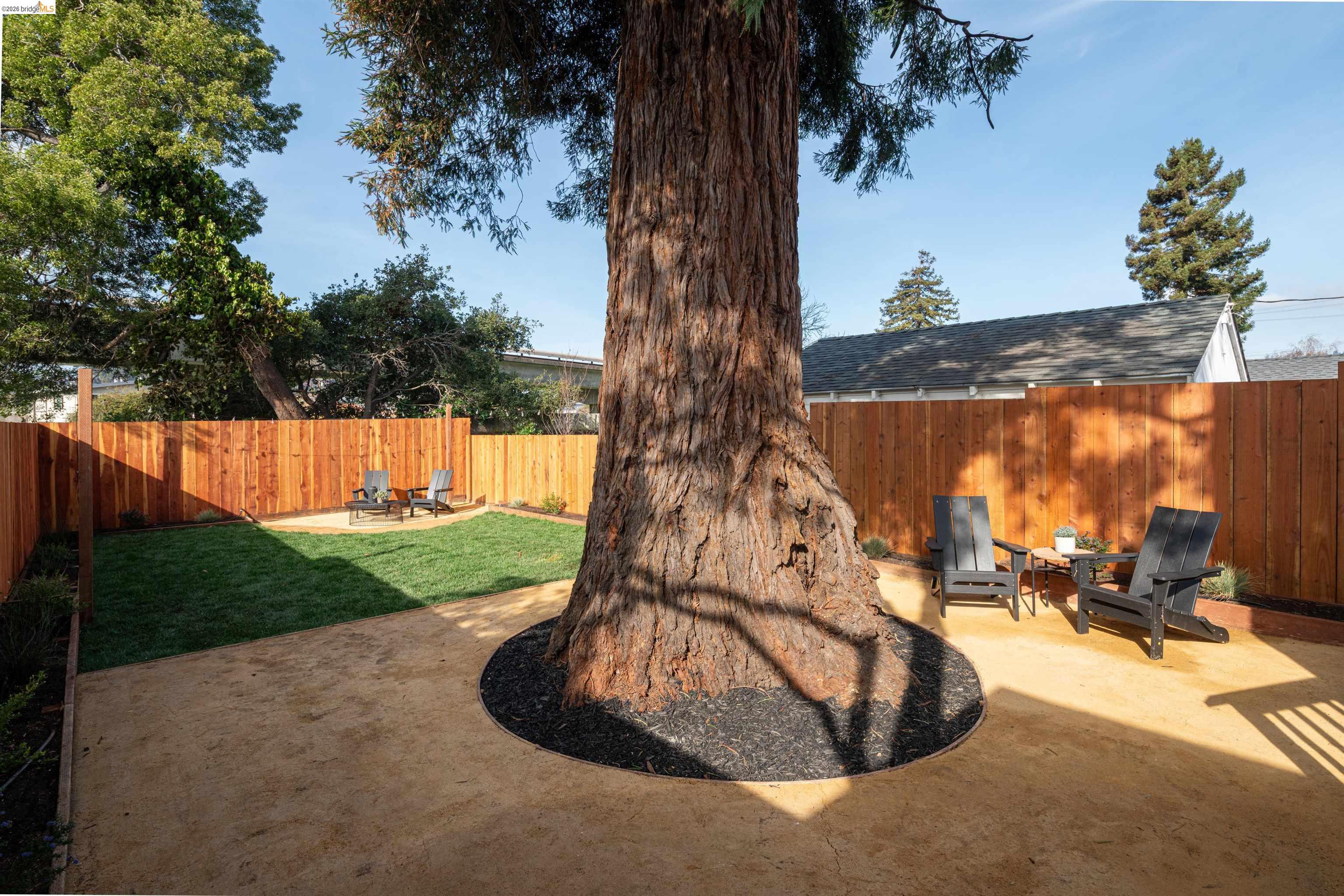 820 Key Rte Boulevard Albany, CA 94706 - Photo 41 of 48 a view of a outdoor space