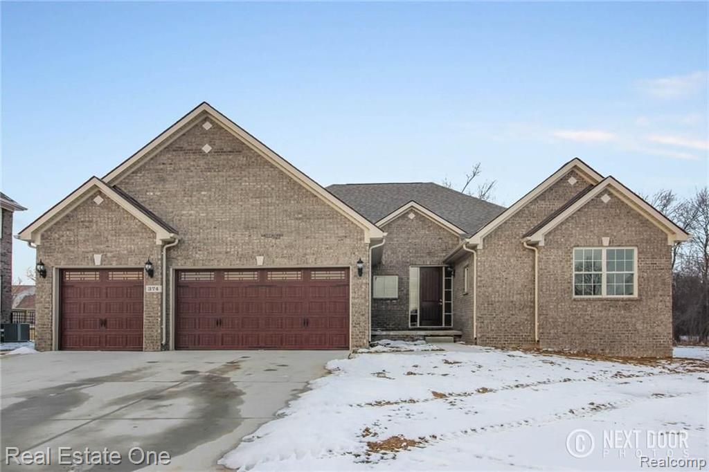 374 Verona Drive Rochester Hills, MI 48307 - Photo 1 of 34