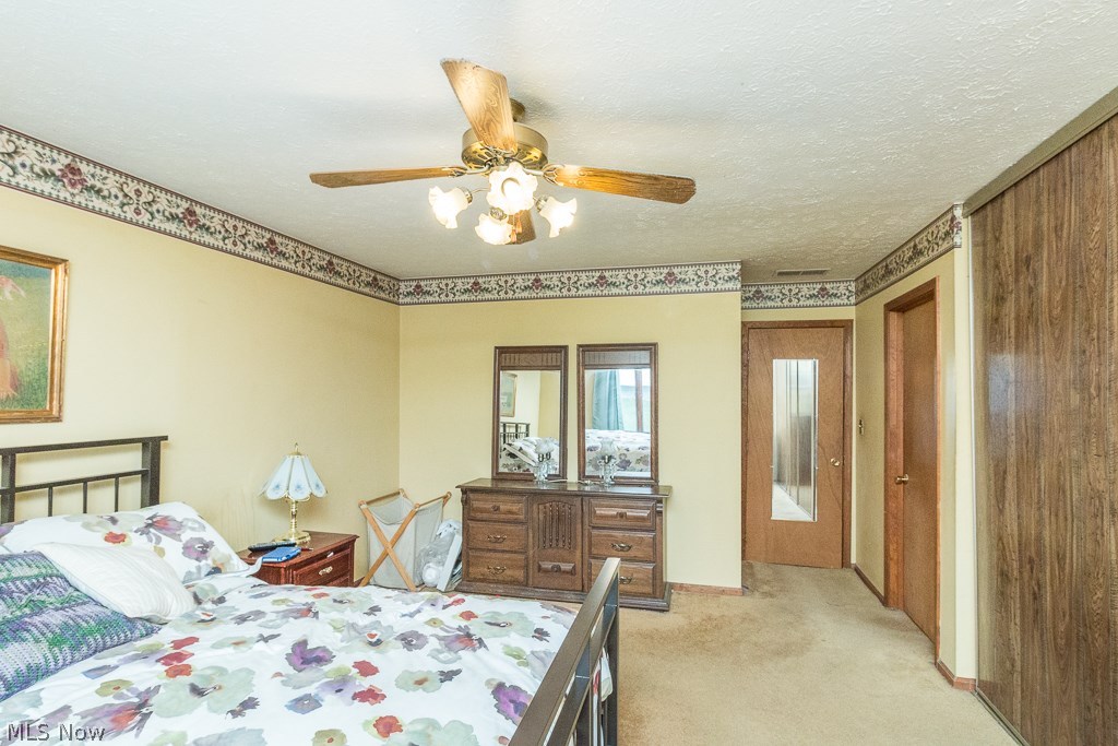 6692 Fry Road Middleburg Heights, OH 44130 - Photo 8 of 29 Gallery Image 8