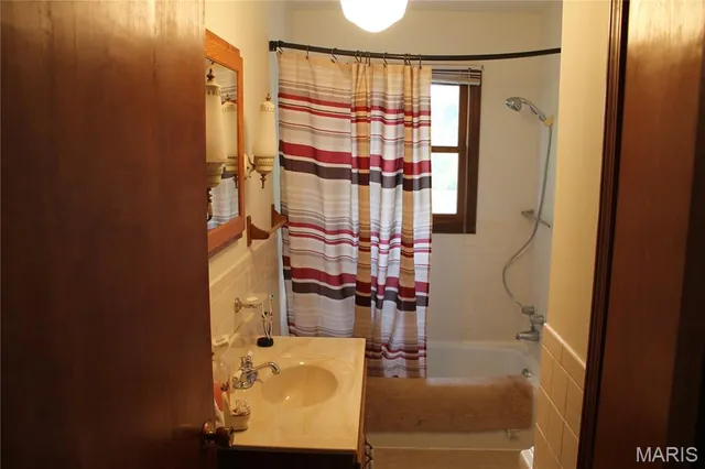 $842,500 | 180 Harris Road, Montgomery City, MO 63361