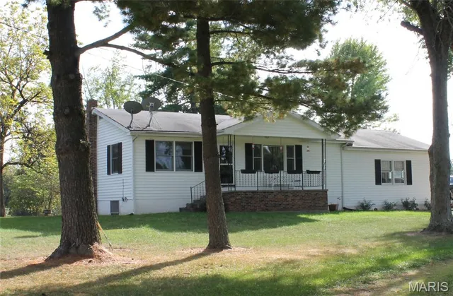 $842,500 | 180 Harris Road, Montgomery City, MO 63361