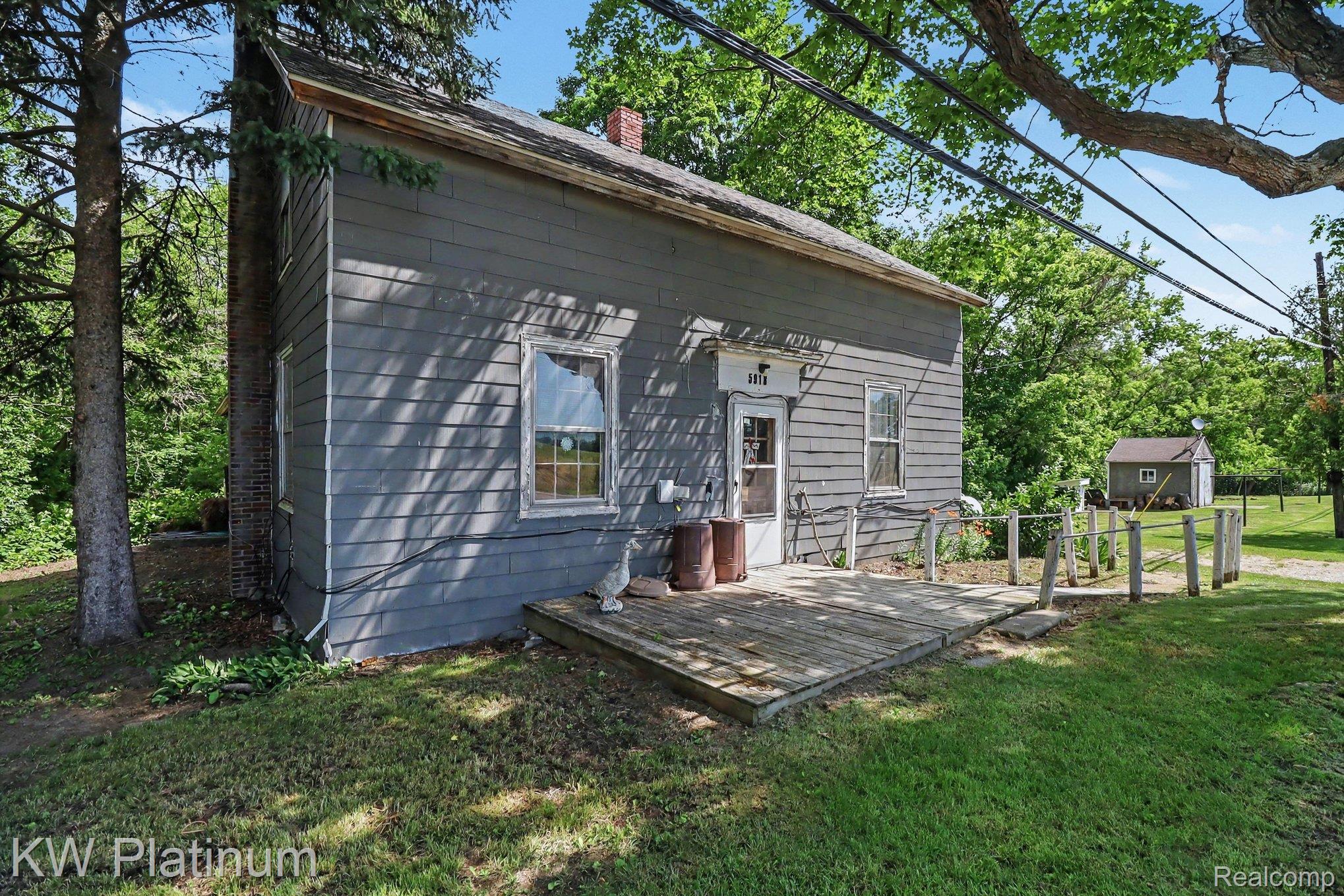 5918 Jeddo Road Jeddo, MI 48032 - Photo 3 of 46 003_file_3220.jpg