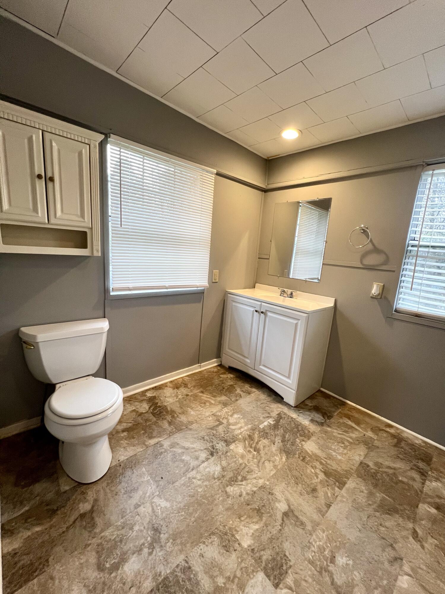 742 Indian Springs Road Ringgold, GA 30736 - Photo 8 of 18 *
